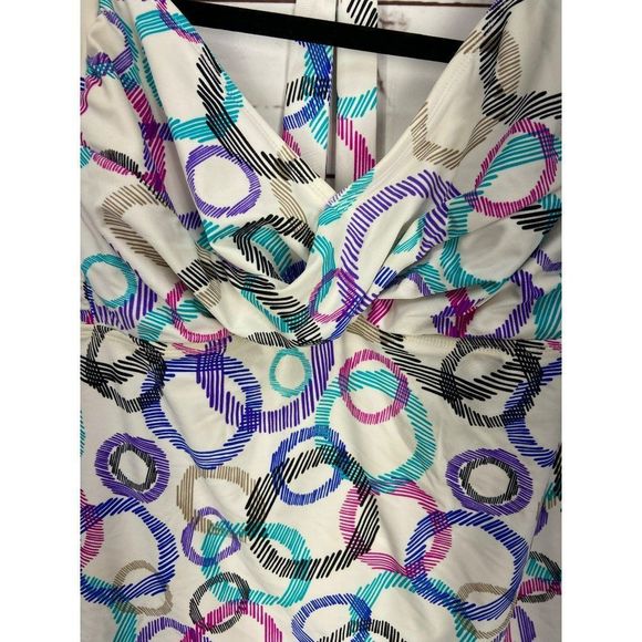 Catalina‎ Multi Colored Geometric  Circle Halter Style Tankini Swimsuit Top Size - Picture 3 of 7